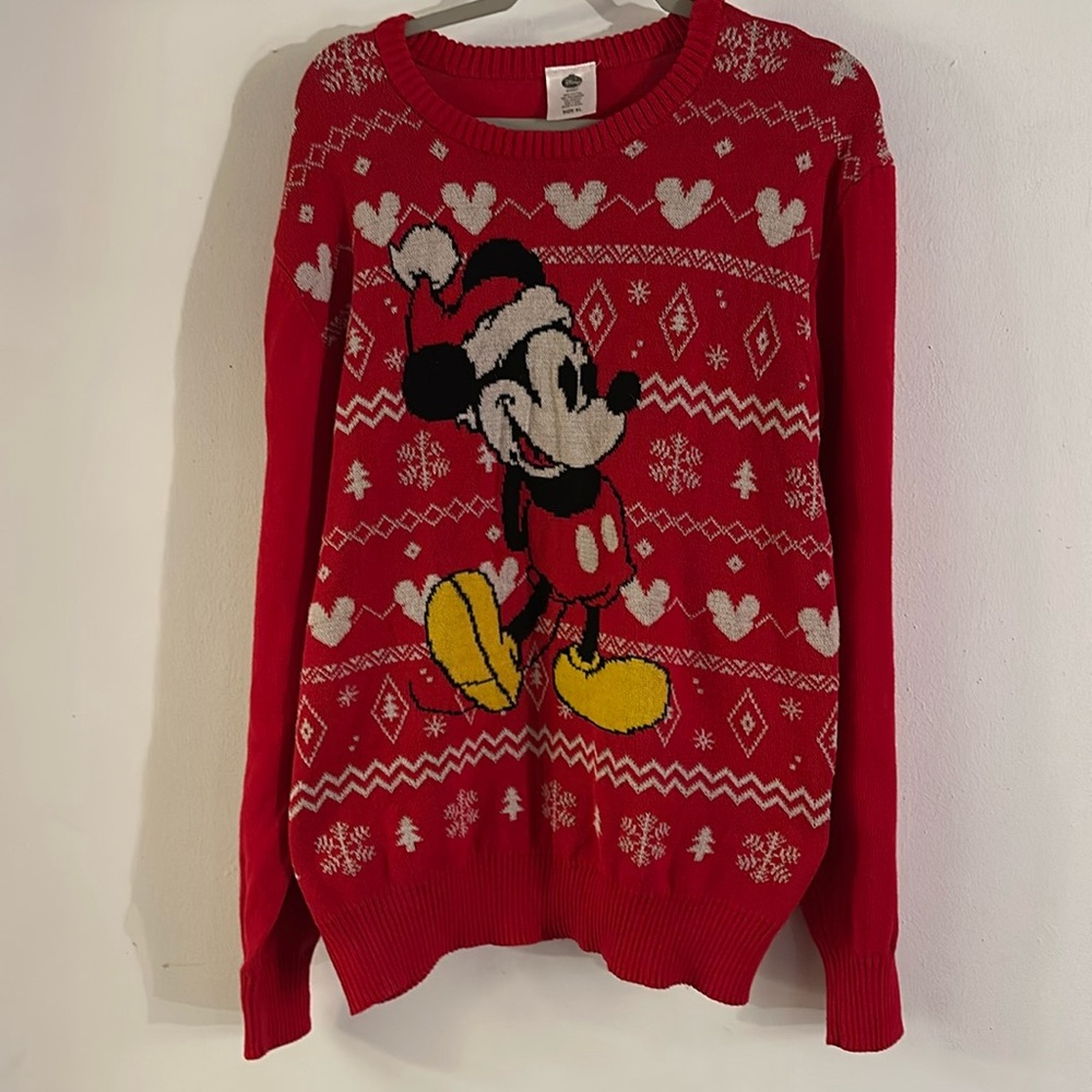 Classic Disney Mickey  Mouse Christmas Sweater - men’s XL